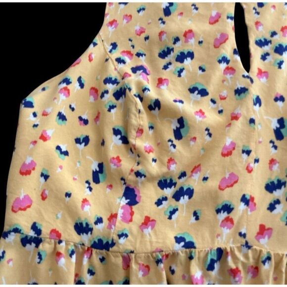 Mod Cloth Confetti Top Tank with Cut-Out Back. 1X - Picture 5 of 7